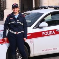 Vende alcol a minorenni, titolare di un negozio denunciato dalla Polizia municipale