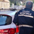 Aggredito un vigile urbano durante i controlli alle soste in via del Salsero