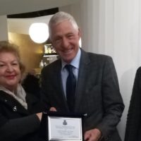 Il Comune ha premiato il campione Francesco Moser. Una cena con molti tifosi