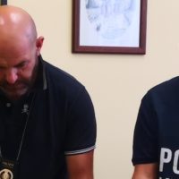 Preso dalla Polizia Municipale il ladro seriale di portafogli sugli autobus