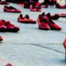 Lunedì un fiocco rosso nei negozi per la Giornata internazionale contro la violenza sulle donne; un evento in sala consiliare