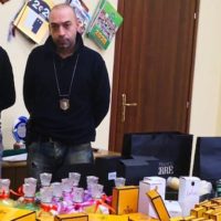 Polizia municipale, denunce per frode commerciale con sequestri al mercato