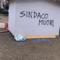 Scritta con minacce al sindaco Baroncini. Solidarietà del sottosegretario Nisini