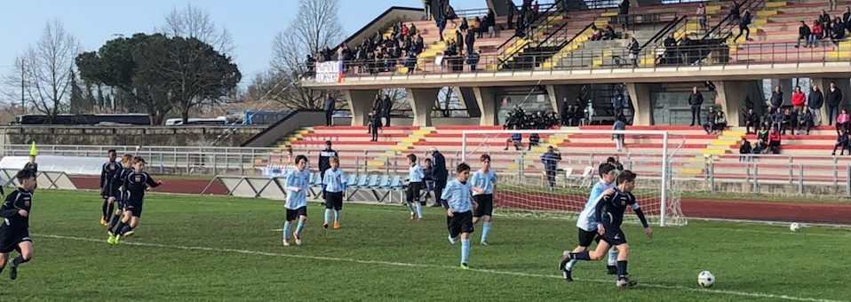 Parole della domenica, erba sintetica allo stadio ma il turismo sportivo di alto livello potrebbe essere penalizzato