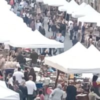 Domenica 4 giugno a Pescia tornano le bancarelle di antiquariato, artigianato, collezionismo e vintage