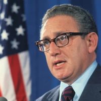 La morte del centenario Henry Kissinger. L’ex-Segretario di Stato Usa visitò Montecatini su invito di Maccioni