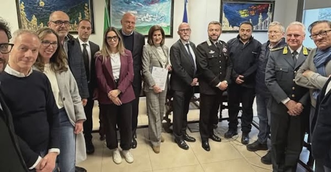 Il Comune aderisce a “Mille occhi in città”, un progetto per migliorare la sicurezza. Sottoscritto il protocollo d’intesa