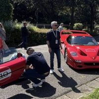 Parole della domenica, il prestigioso tour delle rosse “Ferrari F50 Legacy” incanta Montecatini, John Elkann ammira il Tettuccio