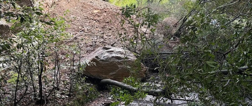 Chiusa la strada per Montecatini Alto per una frana all’altezza della Grotta Maona