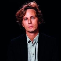 “Acqua in bocca” ha aperto la nona stagione con Sigfrido Ranucci premiato per il giornalismo d’inchiesta; domenica 1° marzo il “caso Garlasco” con Gianluca Zanella e Antonio De Rensis