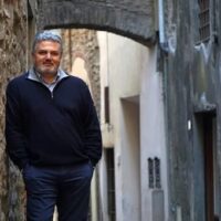 “Acqua in bocca” al Tettuccio: sabato 30 maggio Antonio Fusco presenta in anteprima il libro “L’inferno che è dentro di me”, una nuova indagine del commissario Casabona