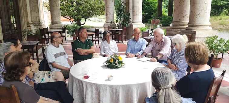 Montecatini Terme e la musica, i grandi personaggi raccontati da Lubrani e Pinochi nel salotto del bar storico del Tettuccio
