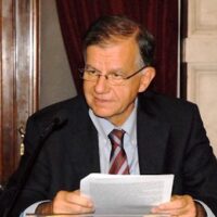 Venerdì 19 in Comune la presentazione del libro “Sul colle più alto” di Valdo Spini